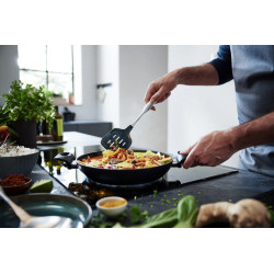 FISSLER Essential® Silikonska lopatica sa prorezima 19 cm, 002-014-10-000/0