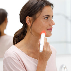 MEDISANA FB 885 četka za uređenje lica + GRATIS DC 300 LED svijetlosna terapija